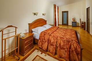 Гостиница Иностранец Краснодар Королевский Люкс-2